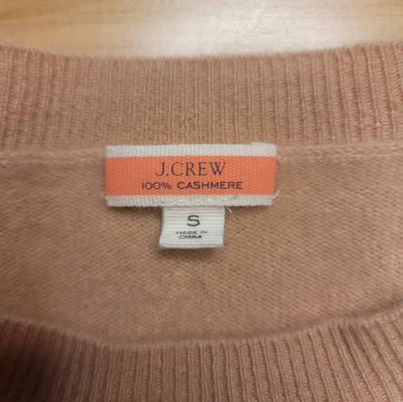 J Crew 100% cashmere pink/ mauve classic fit crew neck sweater size S - Picture 2 of 2